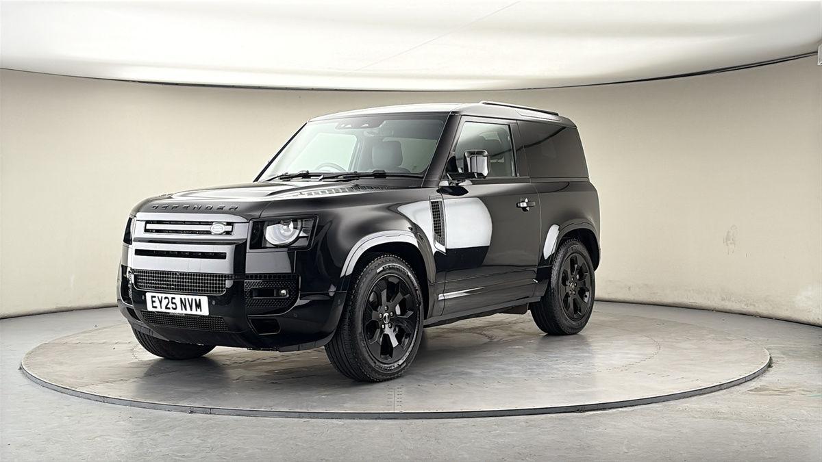 More views of Land Rover Defender 90