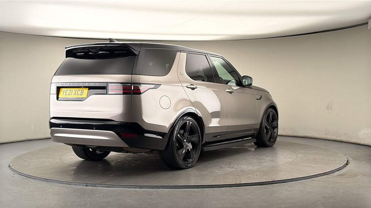 More views of Land Rover Discovery