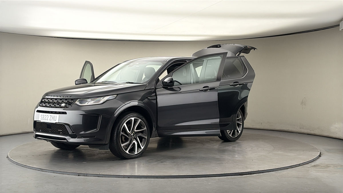 Land Rover Discovery Sport Image 22