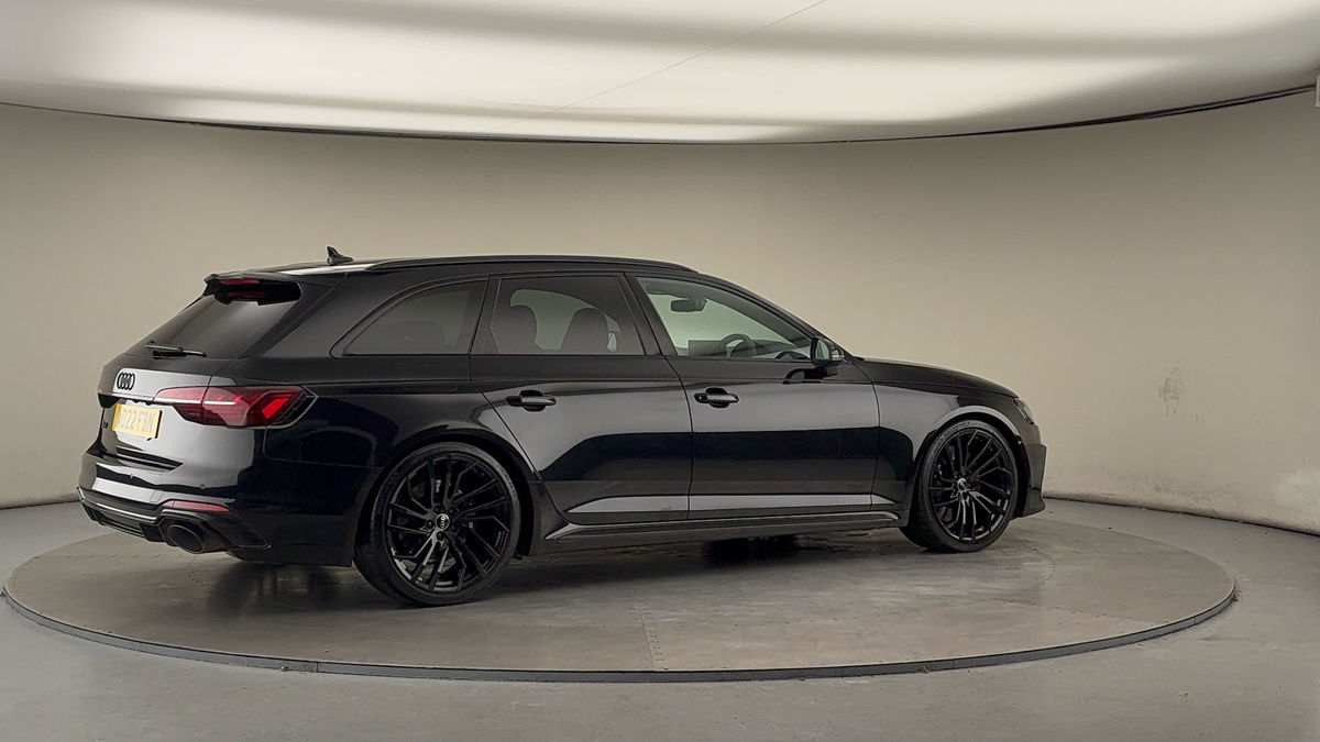 More views of Audi RS4 Avant