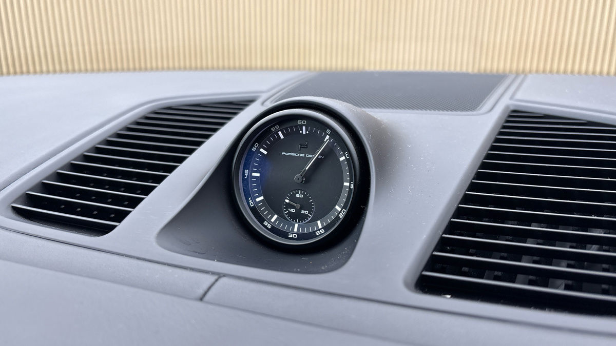 Porsche Cayenne Image 28