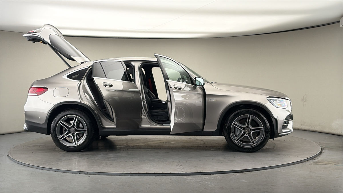 More views of Mercedes-Benz GLC