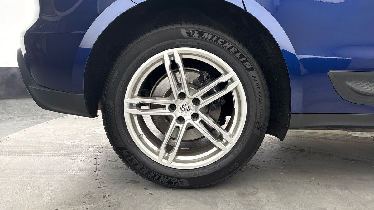 Porsche Macan Image 10