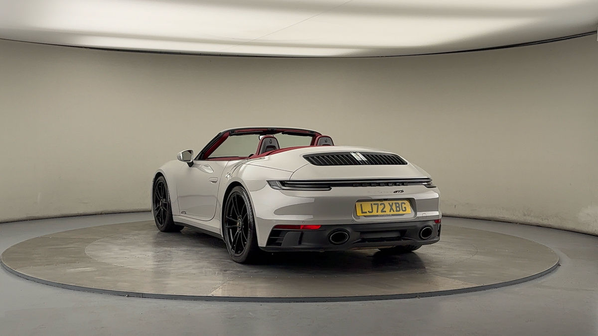 More views of Porsche 911