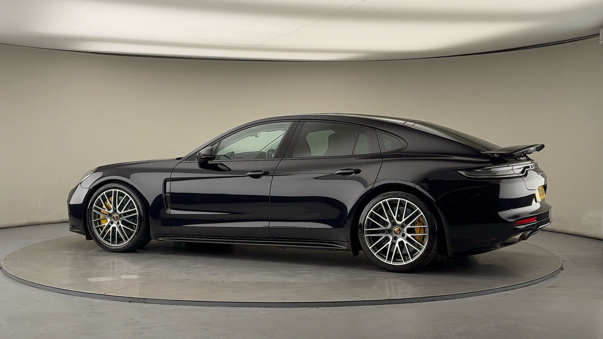 More views of Porsche Panamera