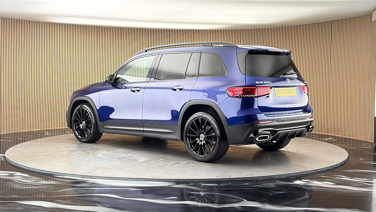 More views of Mercedes-Benz GLB