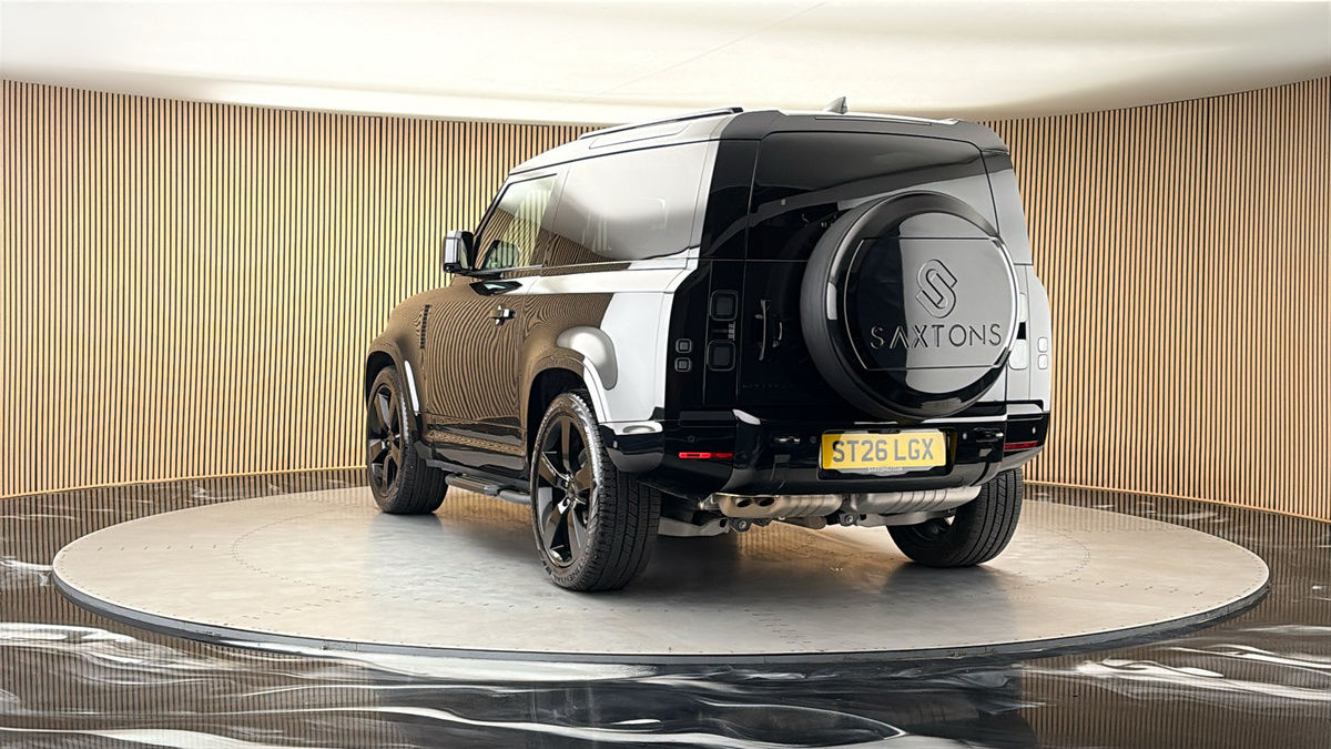 More views of Land Rover Defender 90