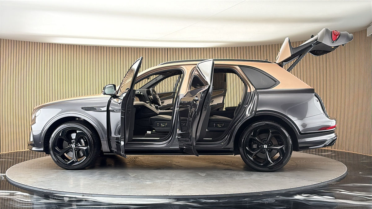More views of Bentley Bentayga