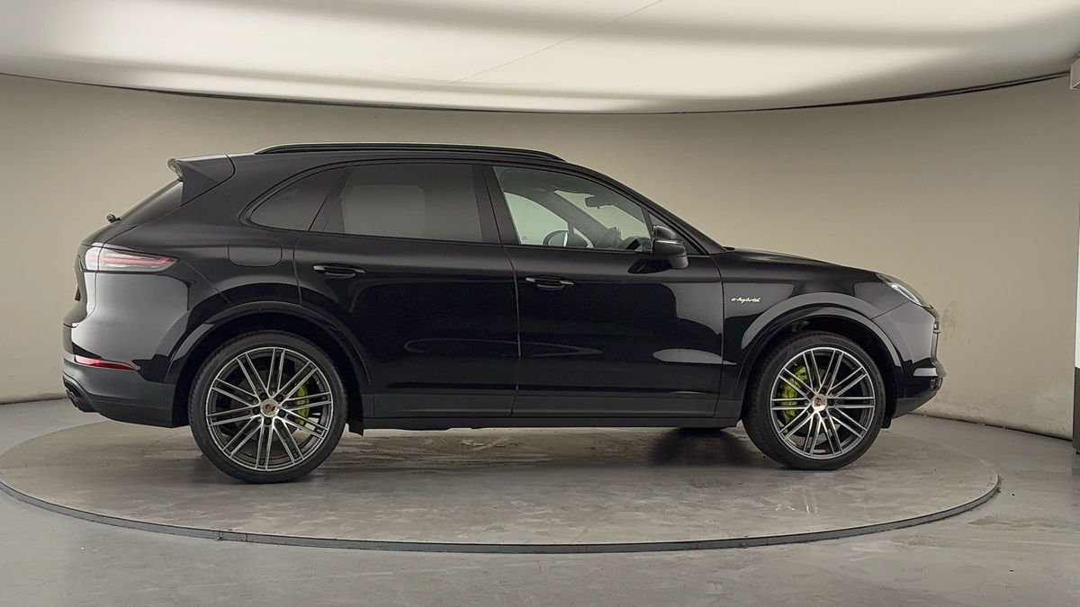 More views of Porsche Cayenne