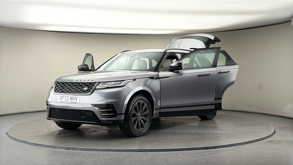 More views of Land Rover Range Rover Velar