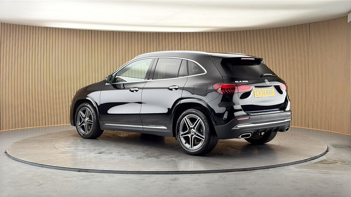 More views of Mercedes-Benz GLA