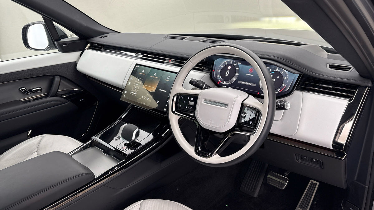 Land Rover Range Rover Sport Urban Image 5