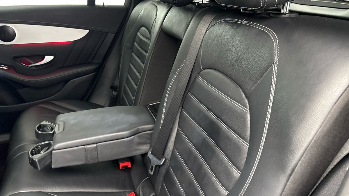 Mercedes-Benz GLC Image 9