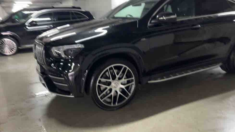 More views of Mercedes-Benz GLE