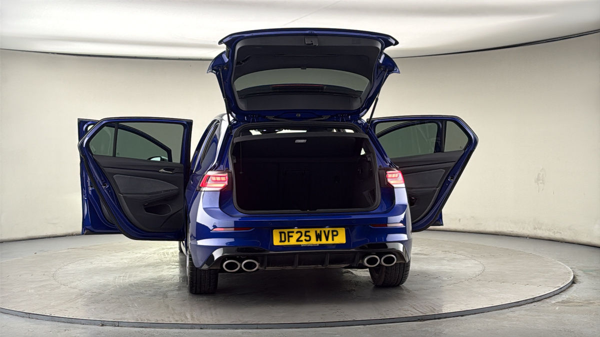 More views of Volkswagen Golf