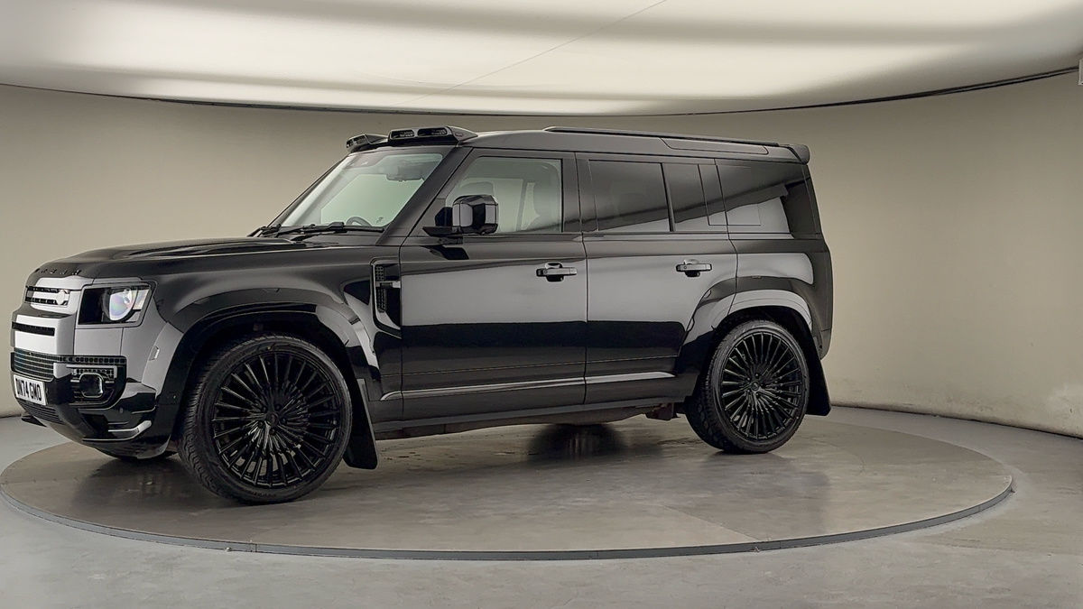 More views of Land Rover Defender 110