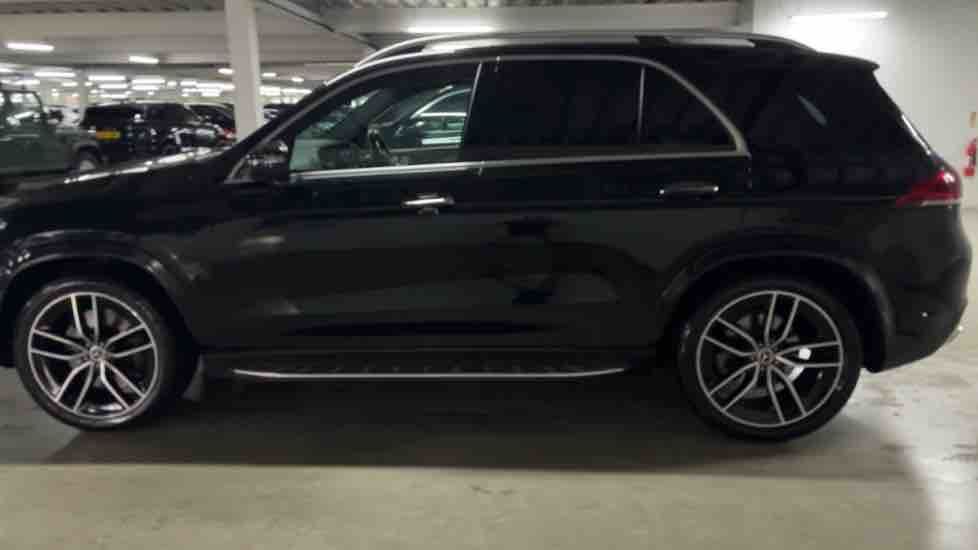More views of Mercedes-Benz GLE