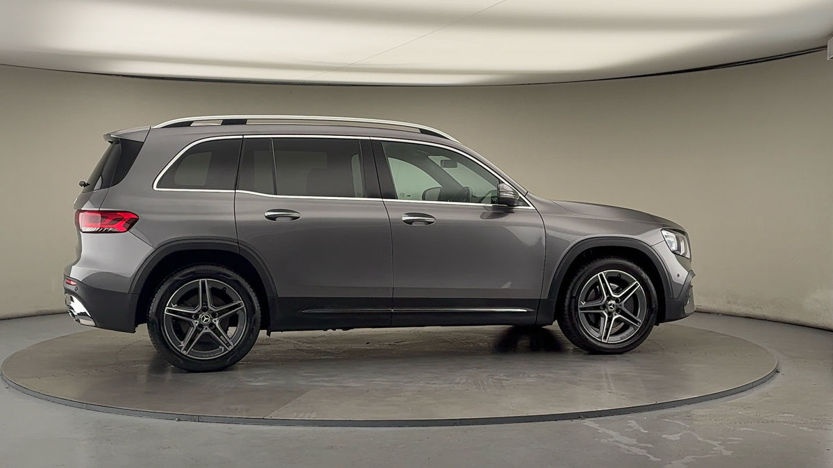 More views of Mercedes-Benz GLB