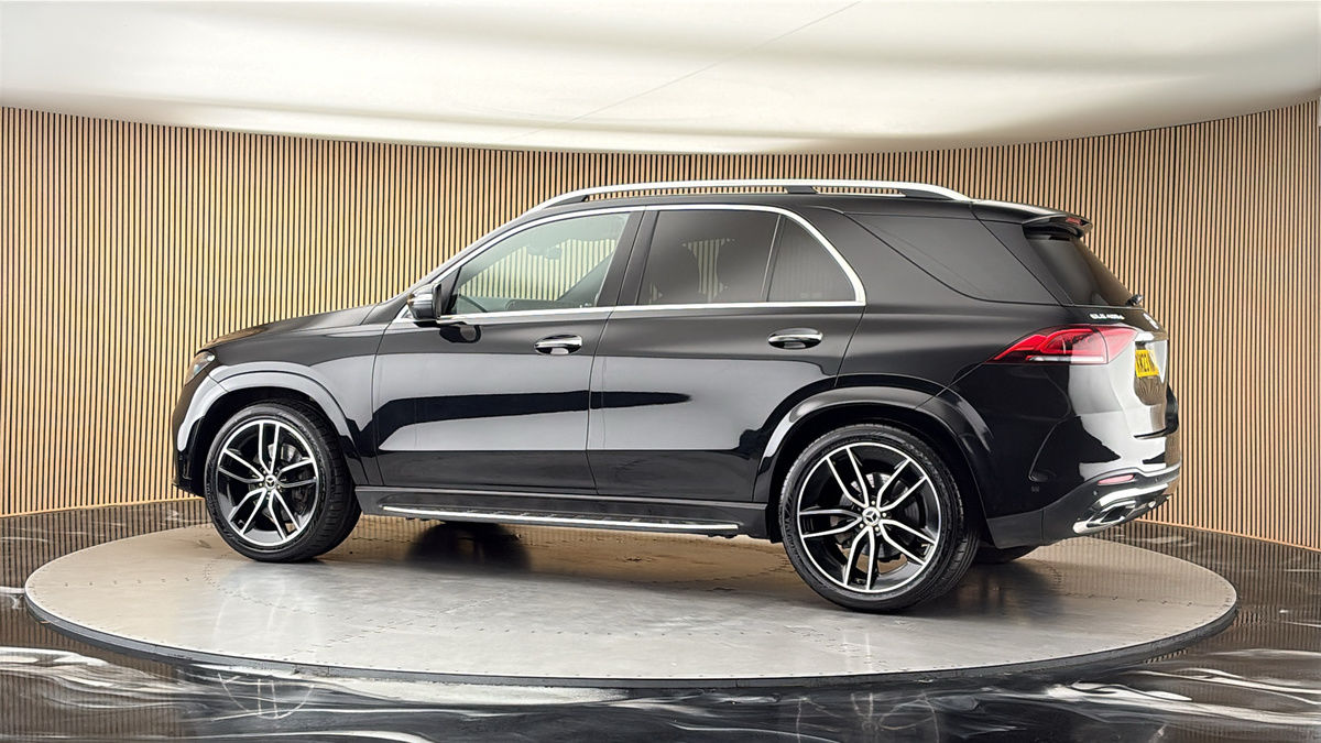 More views of Mercedes-Benz GLE