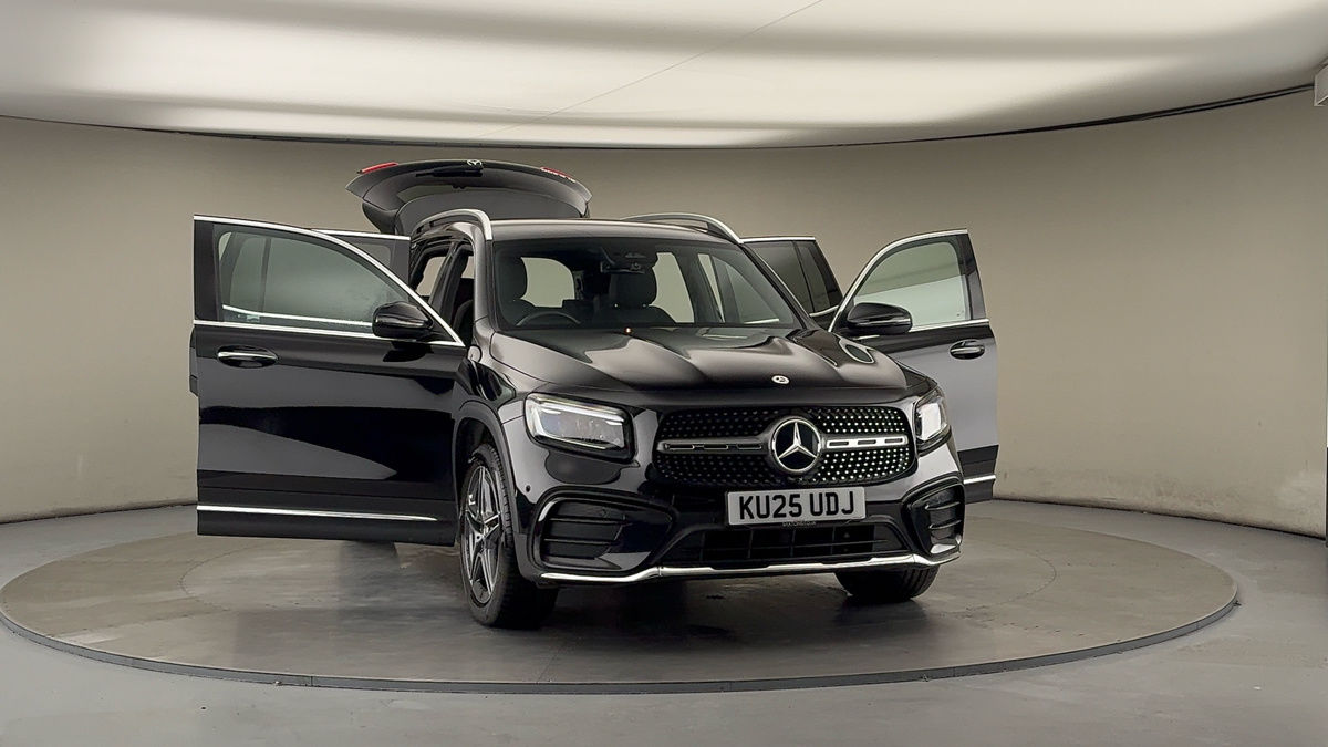 More views of Mercedes-Benz GLB