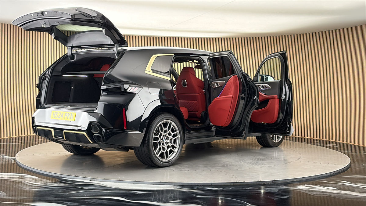 More views of BMW XM