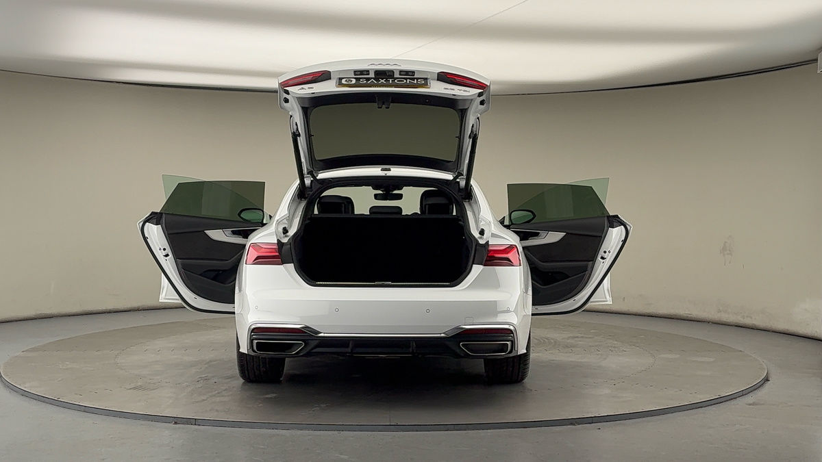 More views of Audi A5