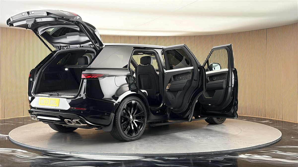 More views of Land Rover Range Rover Sport
