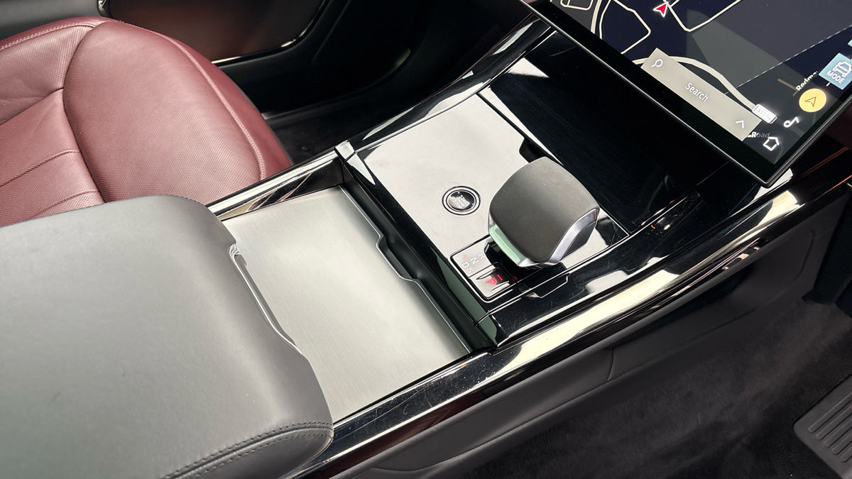 Land Rover Range Rover Sport Image 18