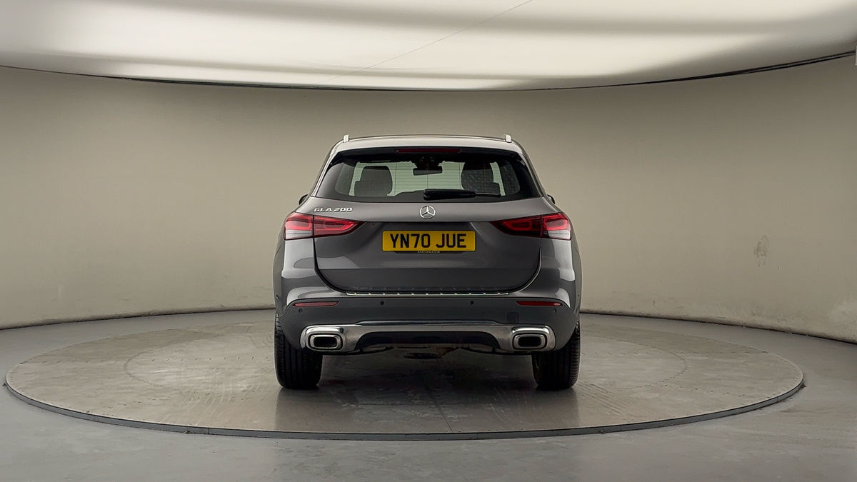 Mercedes-Benz GLA Image 4