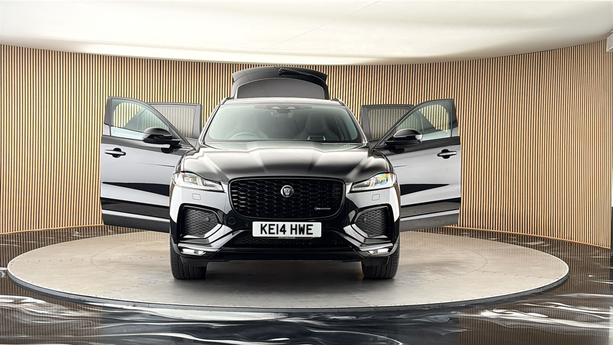 More views of Jaguar F-PACE