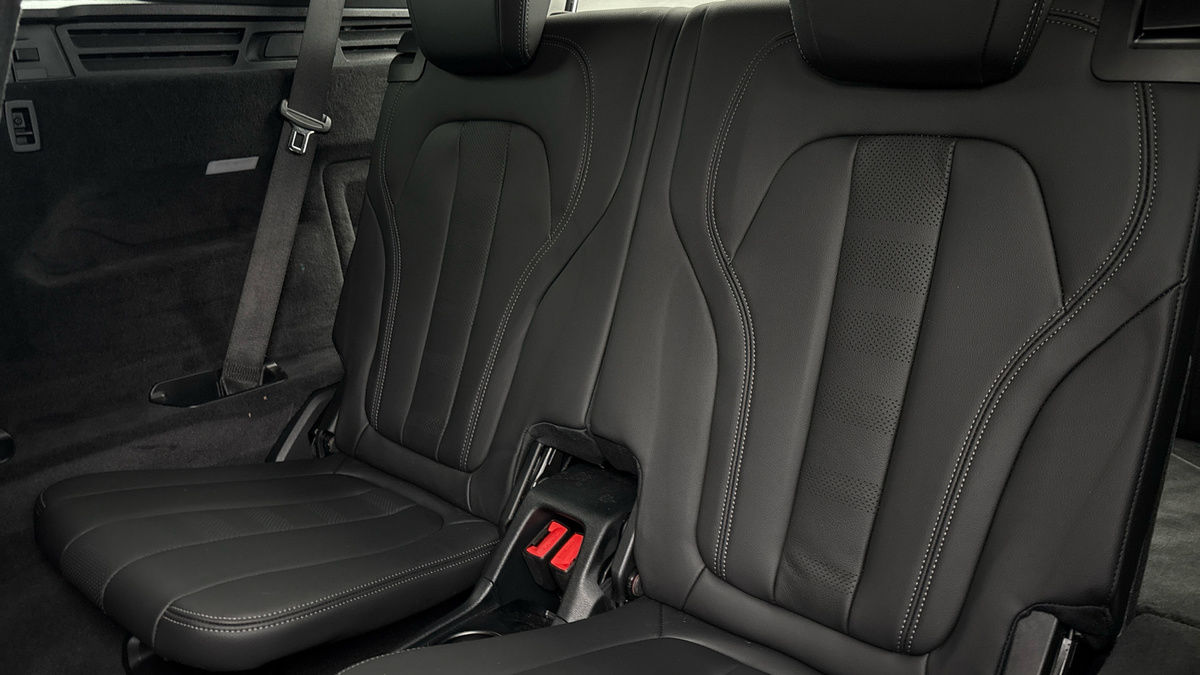 BMW X5 Image 28