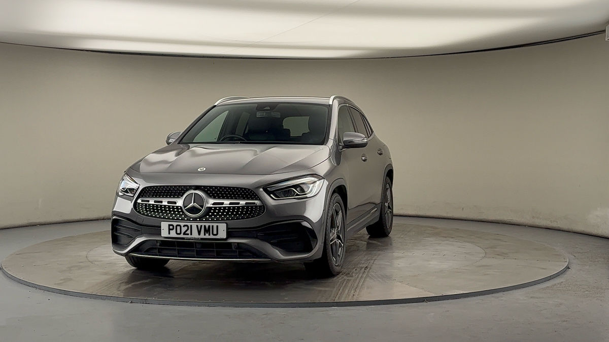 More views of Mercedes-Benz GLA