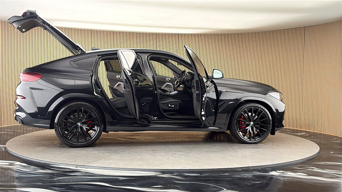 More views of BMW X6