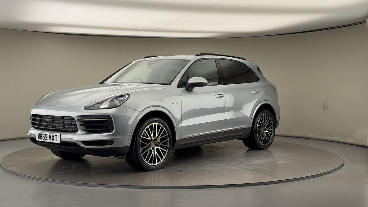 Porsche Cayenne Image 20