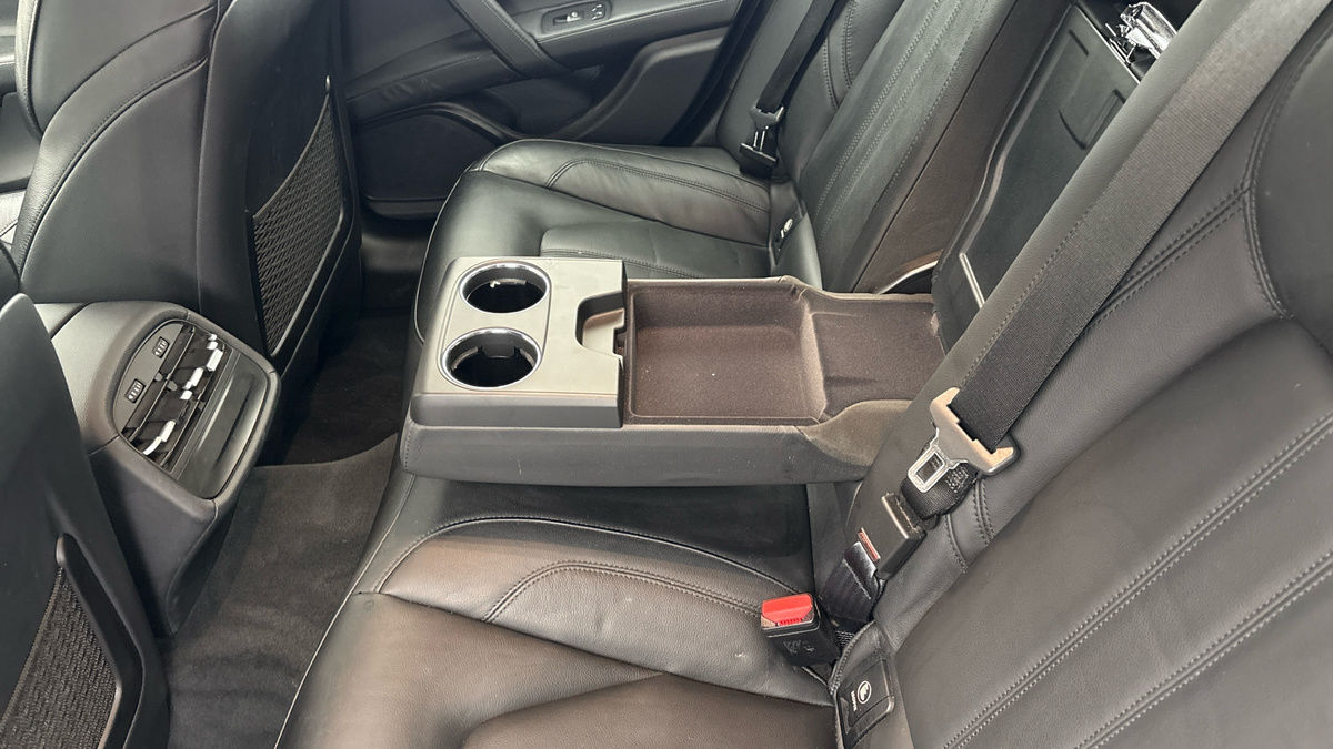 Maserati Ghibli Image 9