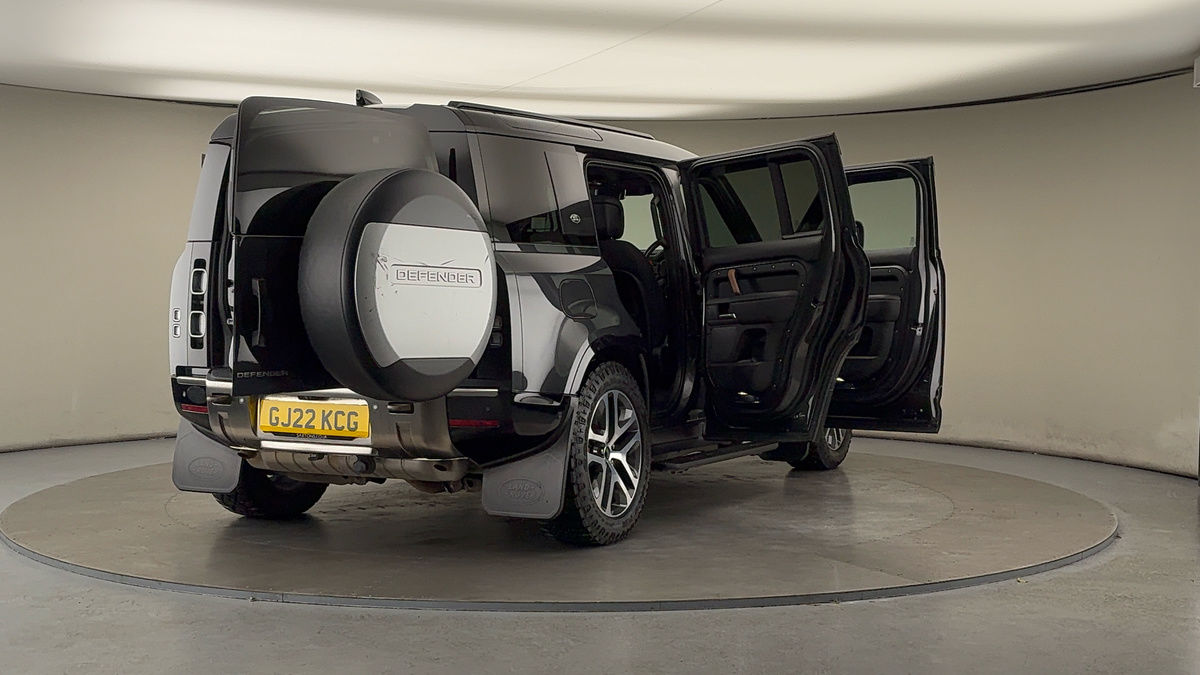 More views of Land Rover Defender 110