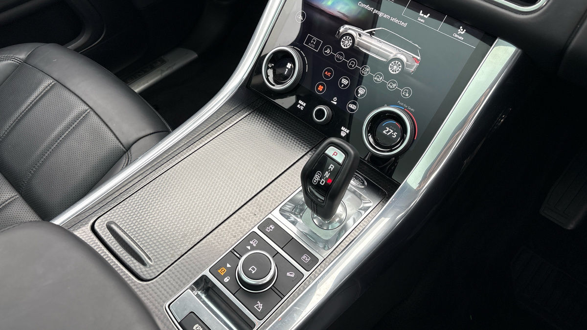 Land Rover Range Rover Sport Image 18