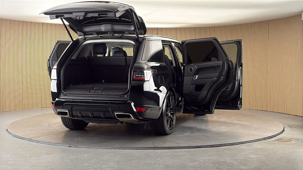 More views of Land Rover Range Rover Sport
