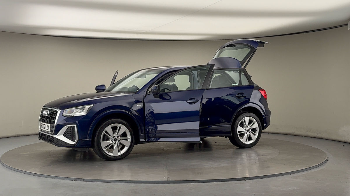 More views of Audi Q2