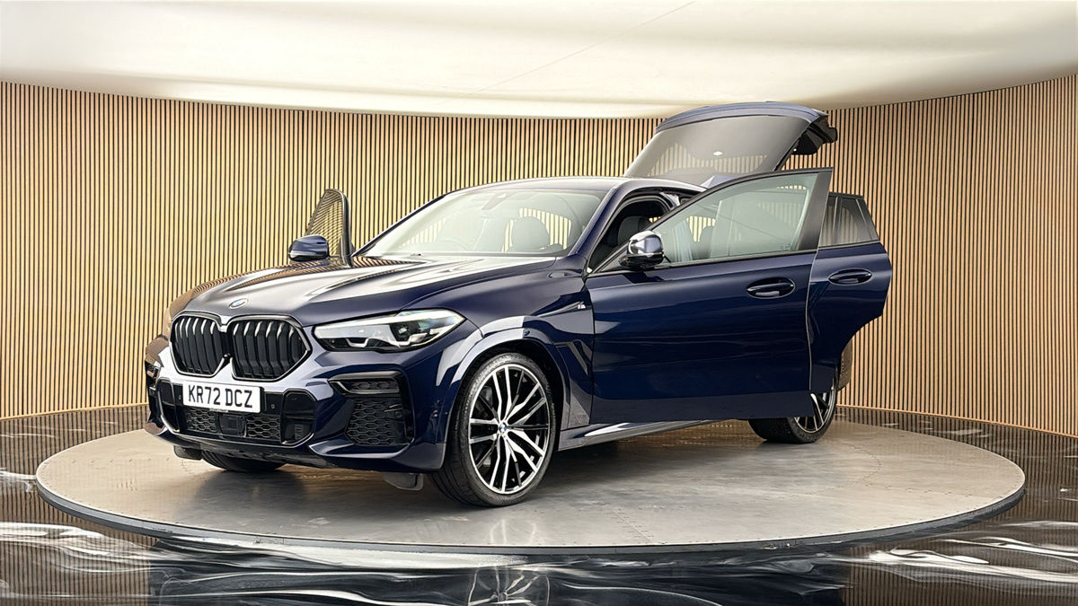 More views of BMW X6