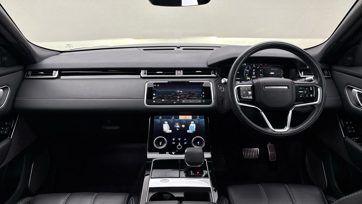 Land Rover Range Rover Velar Image 12