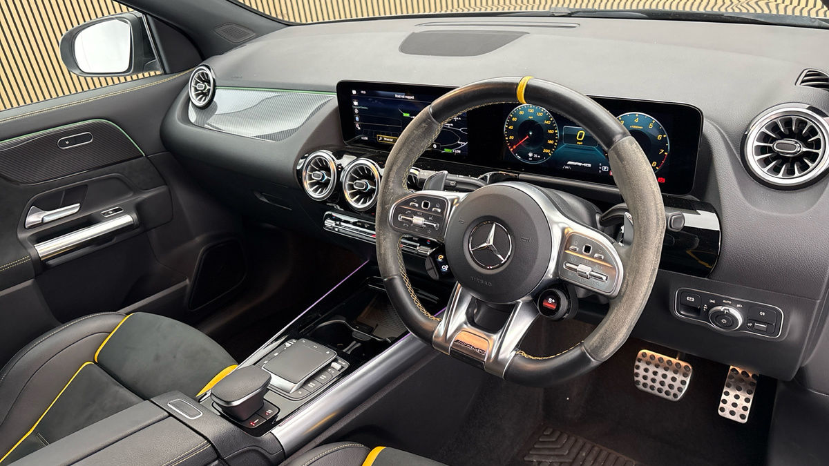 Mercedes-Benz GLA Image 5