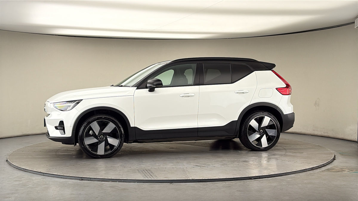More views of Volvo XC40