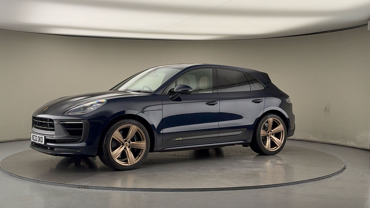 More views of Porsche Macan