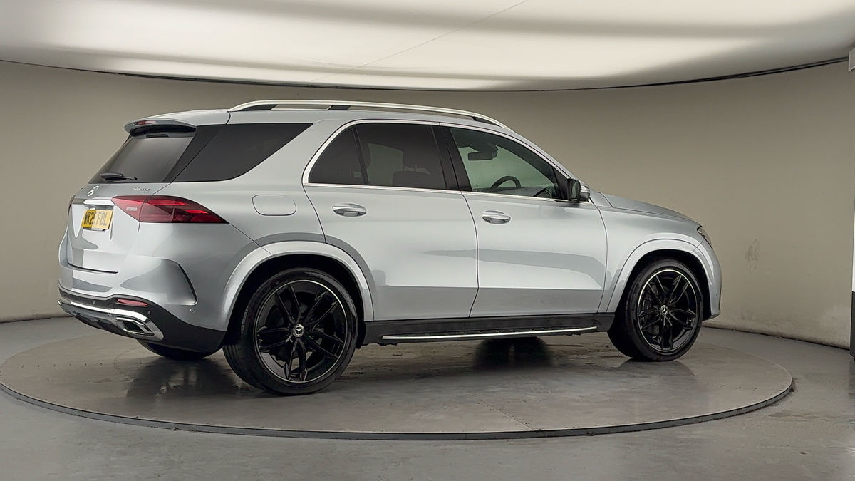 More views of Mercedes-Benz GLE
