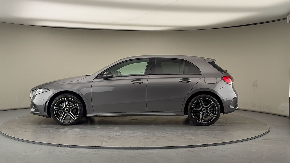 Mercedes-Benz A Class Image 15