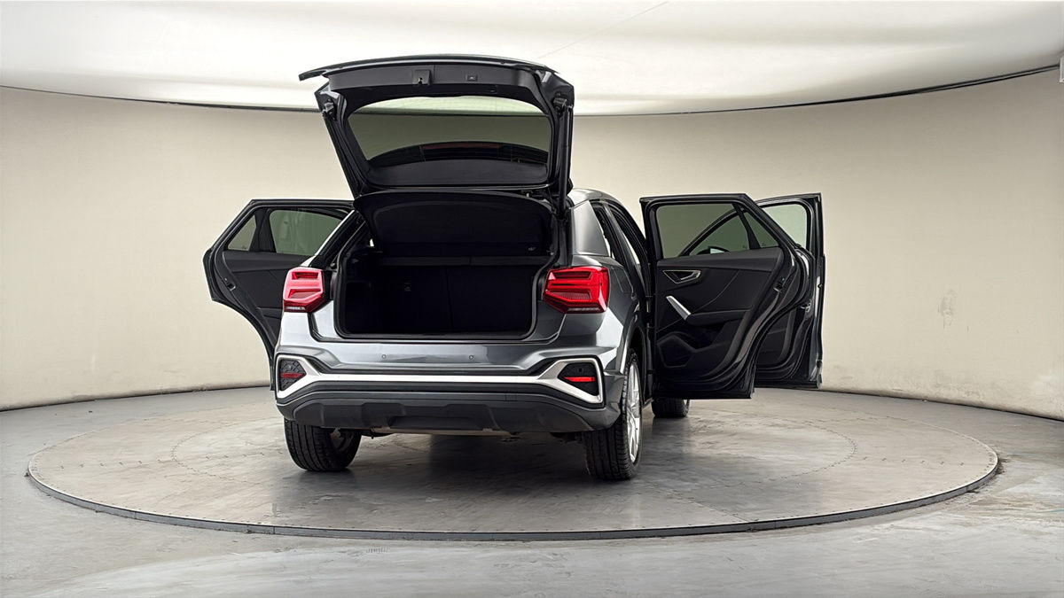 More views of Audi Q2