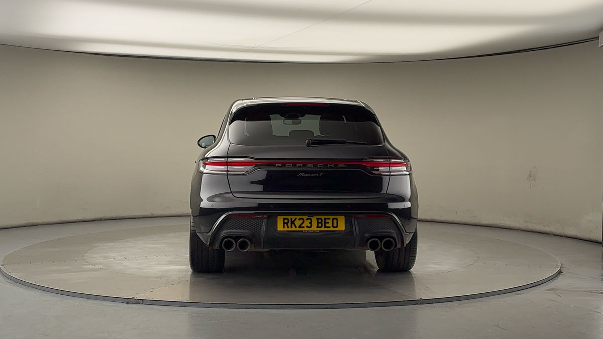 More views of Porsche Macan