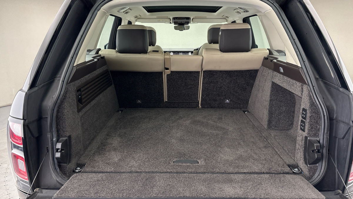 Land Rover Range Rover Image 11