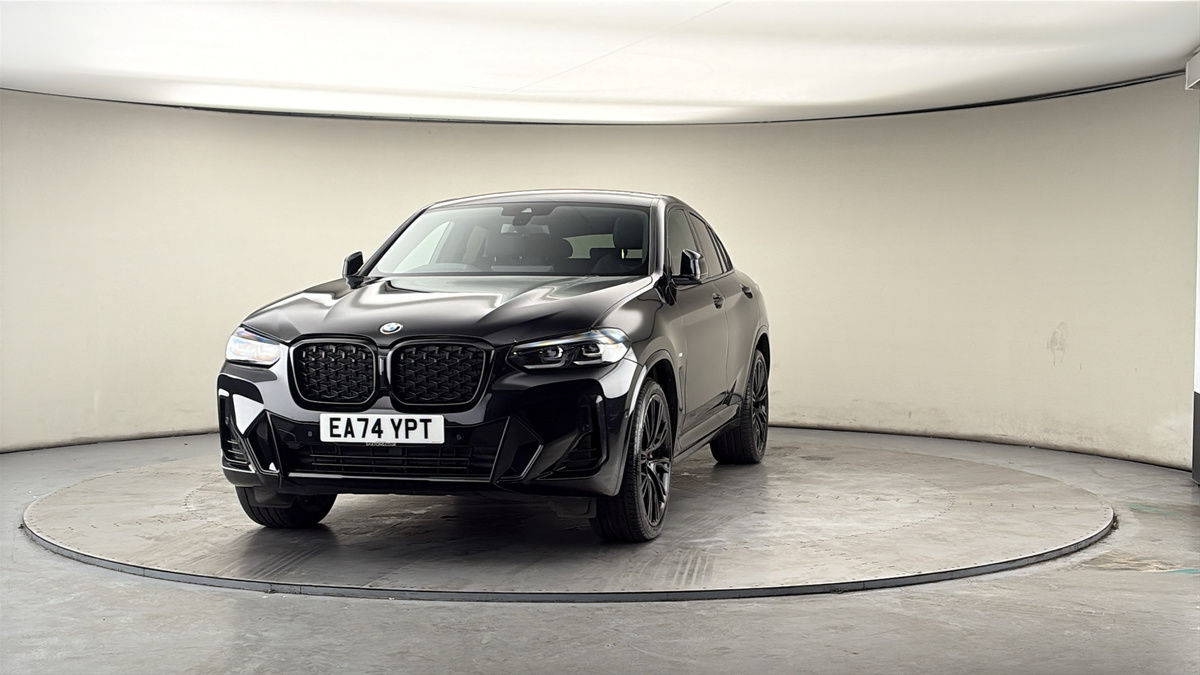 More views of BMW X4